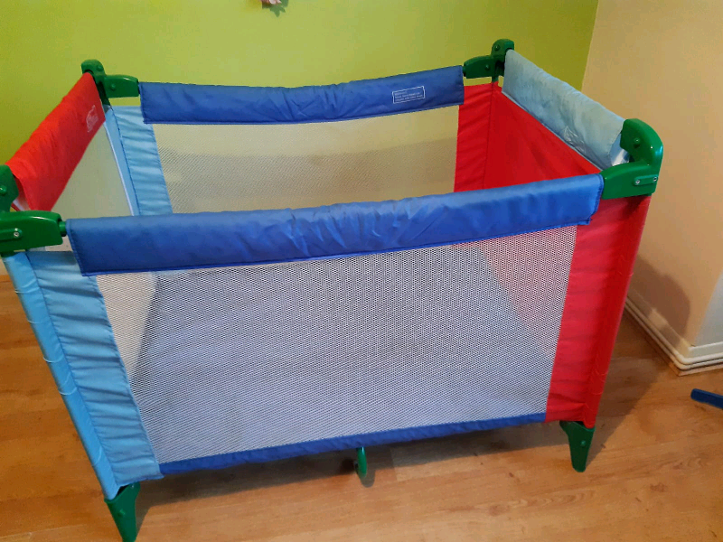 travel cot gumtree
